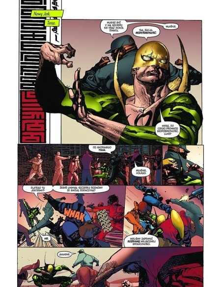Nieśmiertelny Iron Fist T.4 Ucieczka z ósmego miasta Komiksy z uniwersum Marvela Mucha Comics