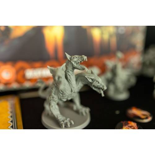 Massive Darkness 2: Gates of Hell...