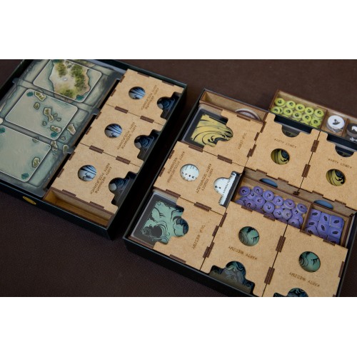 reDrewno Insert pasujący do gry...