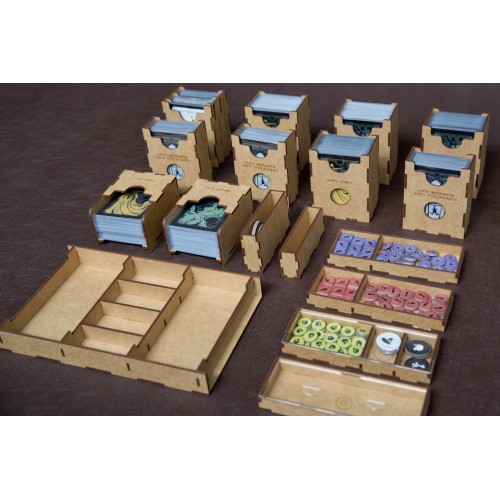 reDrewno Insert pasujący do gry...