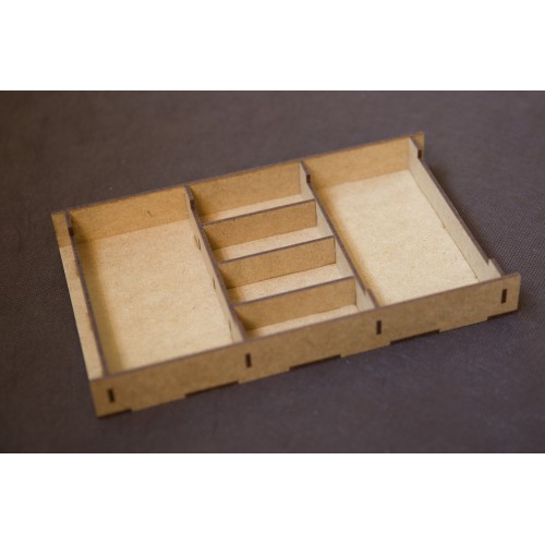 reDrewno Insert pasujący do gry...