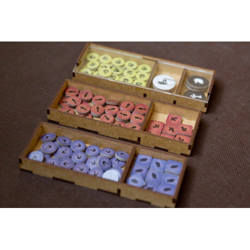 reDrewno Insert pasujący do gry...