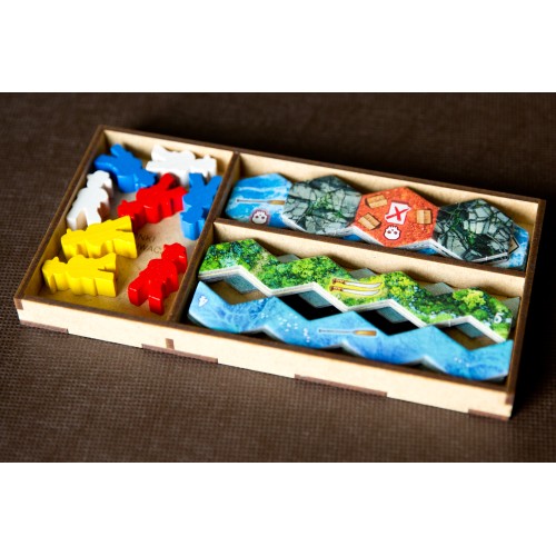 reDrewno Insert pasujący do gry...