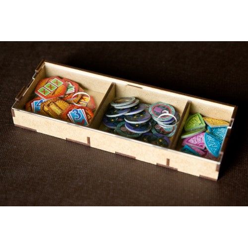 reDrewno Insert pasujący do gry...