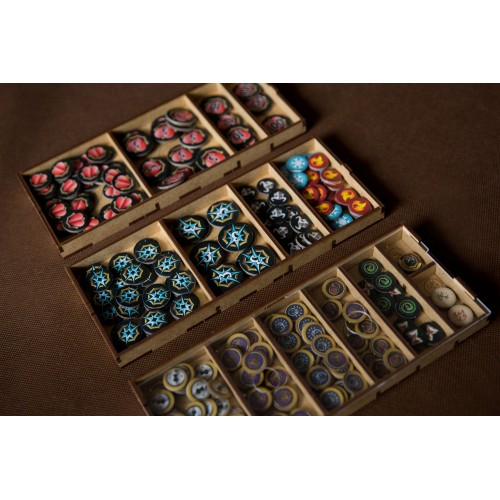 reDrewno Insert pasujący do gry...