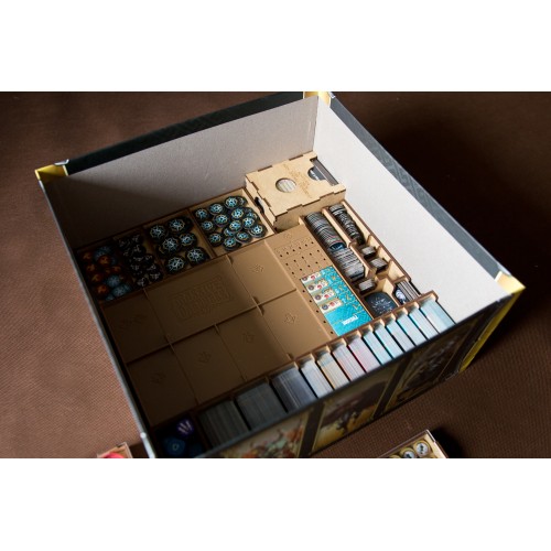 reDrewno Insert pasujący do gry...