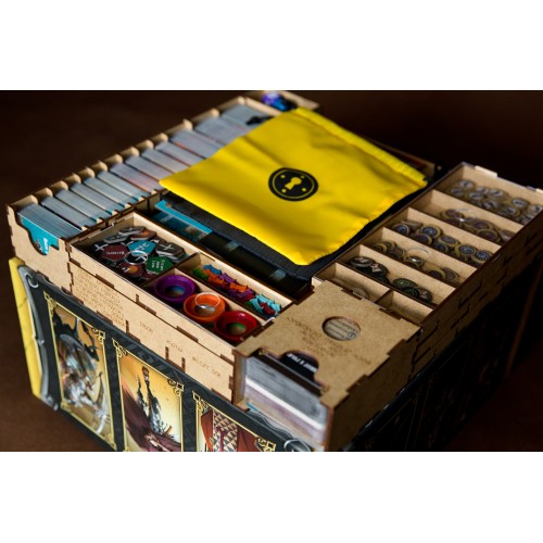 reDrewno Insert pasujący do gry...