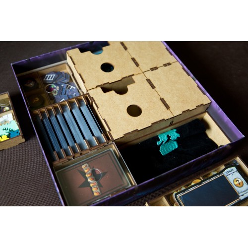 reDrewno Insert pasujący do gry...