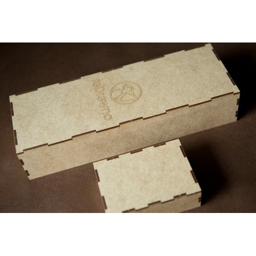 reDrewno Insert pasujący do gry...