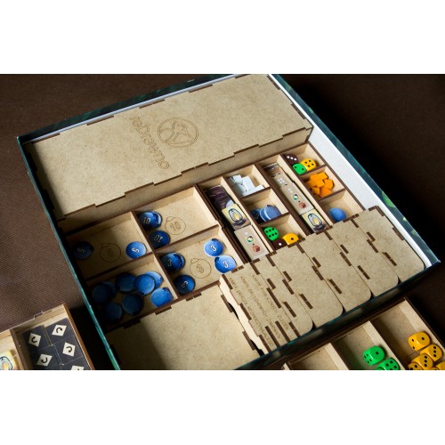 reDrewno Insert pasujący do gry...