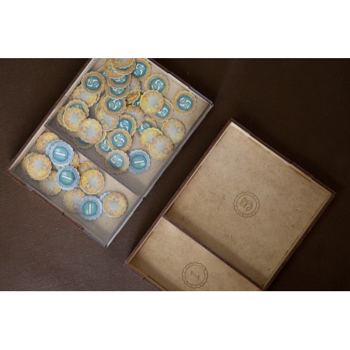 reDrewno Insert pasujący do gry Pięć...