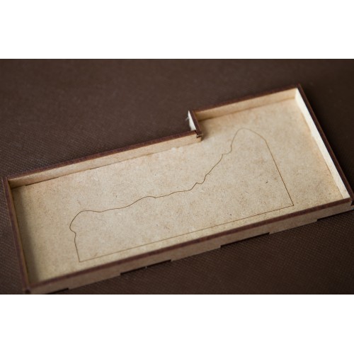 reDrewno Insert pasujący do gry Pięć...