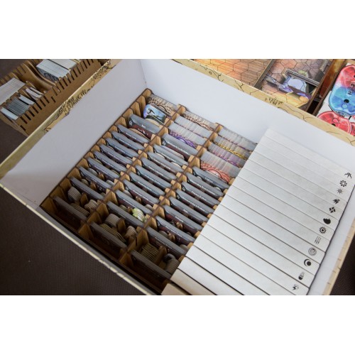 reDrewno Insert pasujący do gry...