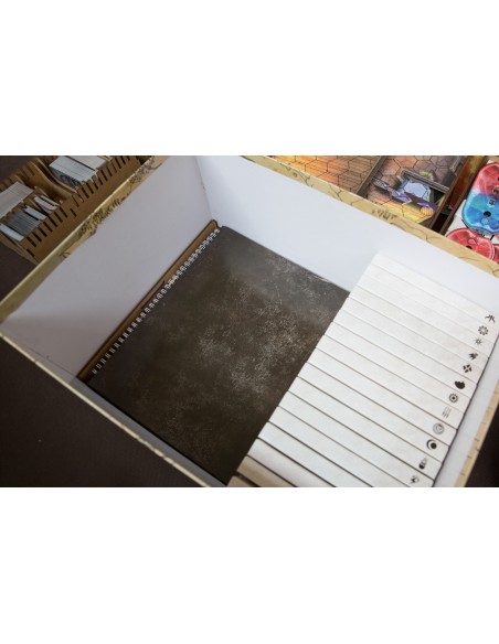 reDrewno Insert pasujący do gry Gloomhaven