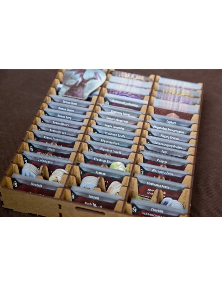 reDrewno Insert pasujący do gry Gloomhaven