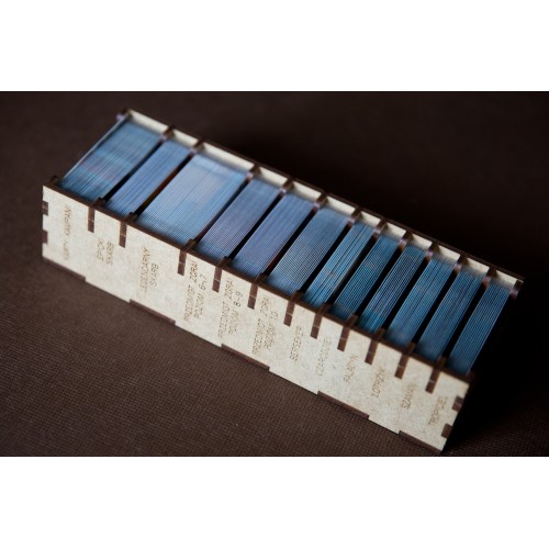 reDrewno Insert pasujący do gry...