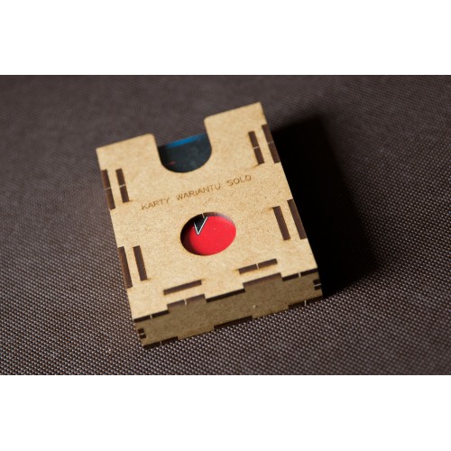 reDrewno Insert pasujący do gry...