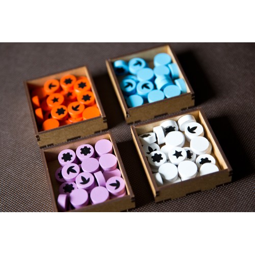 reDrewno Insert pasujący do gry...