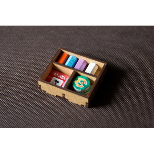 reDrewno Insert pasujący do gry...