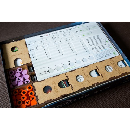 reDrewno Insert pasujący do gry...