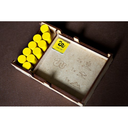 reDrewno Insert pasujący do gry...