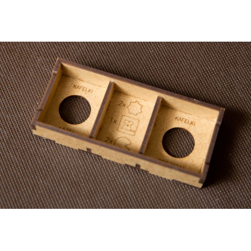 reDrewno Insert pasujący do gry...