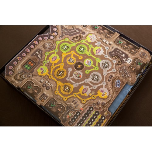 reDrewno Insert pasujący do gry...