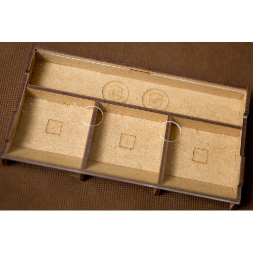 reDrewno Insert pasujący do gry...