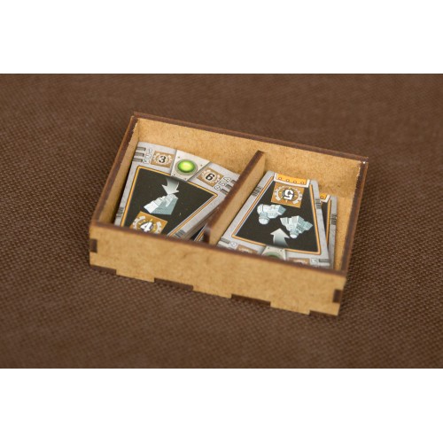 reDrewno Insert pasujący do gry...