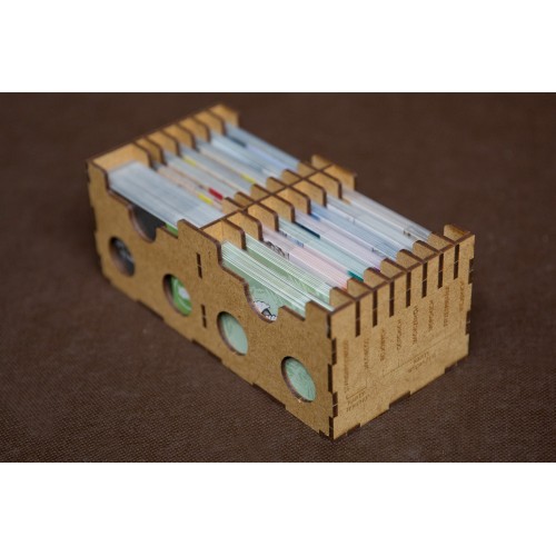 reDrewno Insert pasujący do gry...