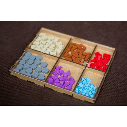 reDrewno Insert pasujący do gry...