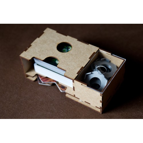 reDrewno Insert pasujący do gry...