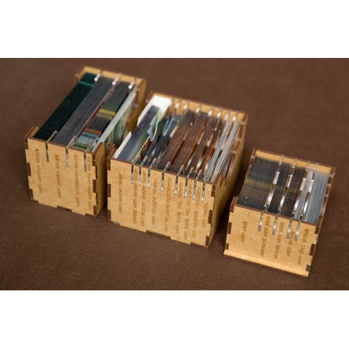 reDrewno Insert pasujący do gry...