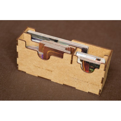 reDrewno Insert pasujący do gry...