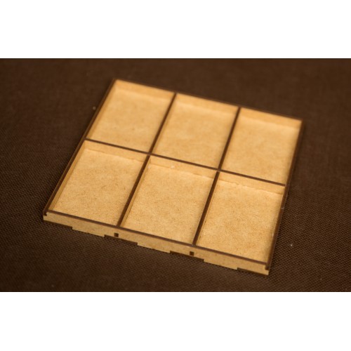 reDrewno Insert pasujący do gry...