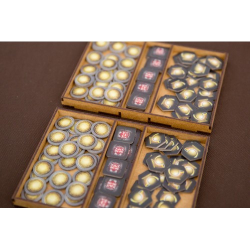 reDrewno Insert pasujący do gry...