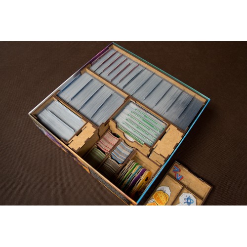 reDrewno Insert pasujący do gry...