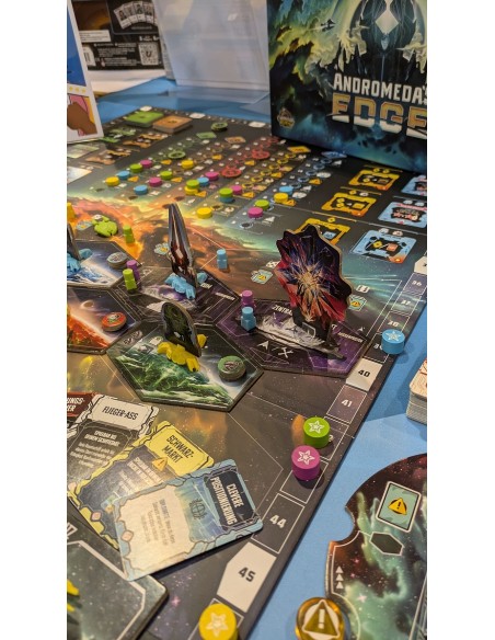 Andromeda's Edge: Na krawędzi galaktyki