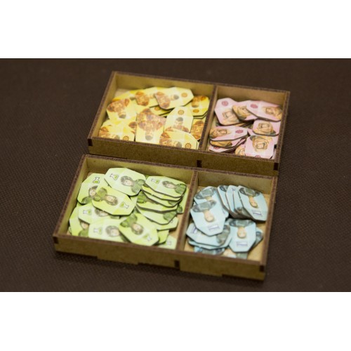 reDrewno Insert pasujący do gry...