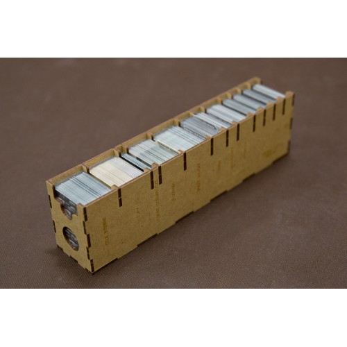 reDrewno Insert pasujący do gry...