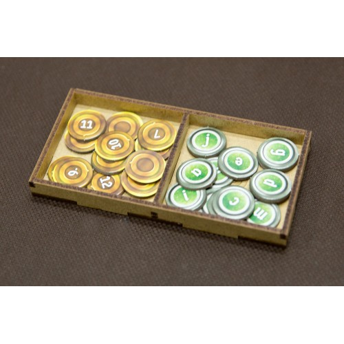 reDrewno Insert pasujący do gry...