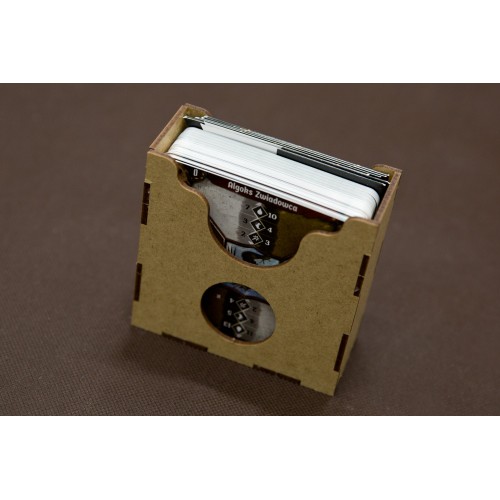 reDrewno Insert pasujący do gry...