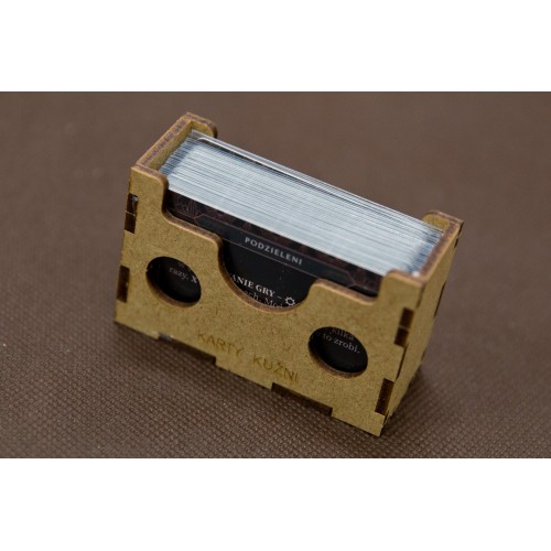 reDrewno Insert pasujący do gry...