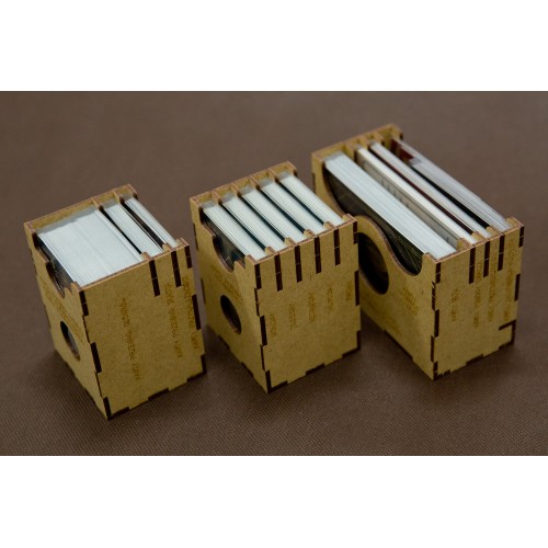 reDrewno Insert pasujący do gry...