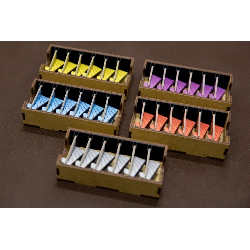 reDrewno Insert pasujący do gry...