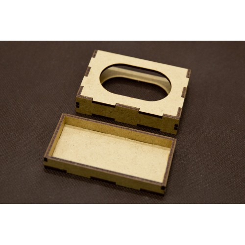 reDrewno Insert pasujący do gry...