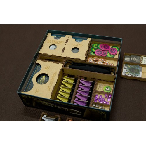 reDrewno Insert pasujący do gry...