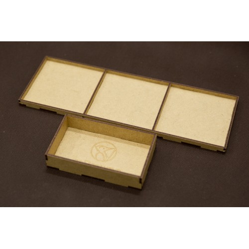 reDrewno Insert pasujący do gry...