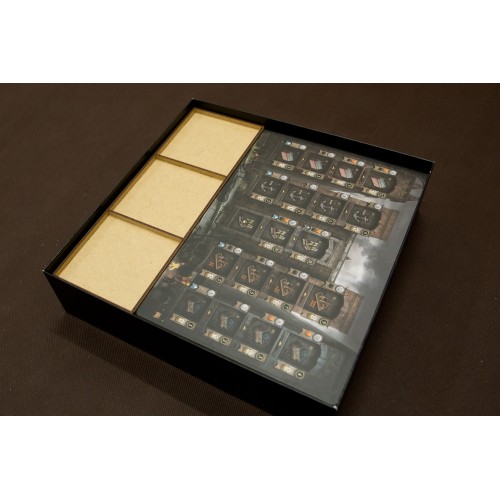 reDrewno Insert pasujący do gry...